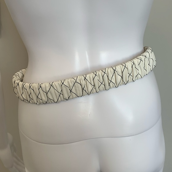 New Chanel Belt - Pearl CC Logo - Size 85 - Picture 2 of 7